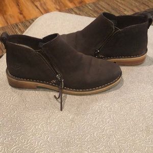 Ugg chocolate booties
